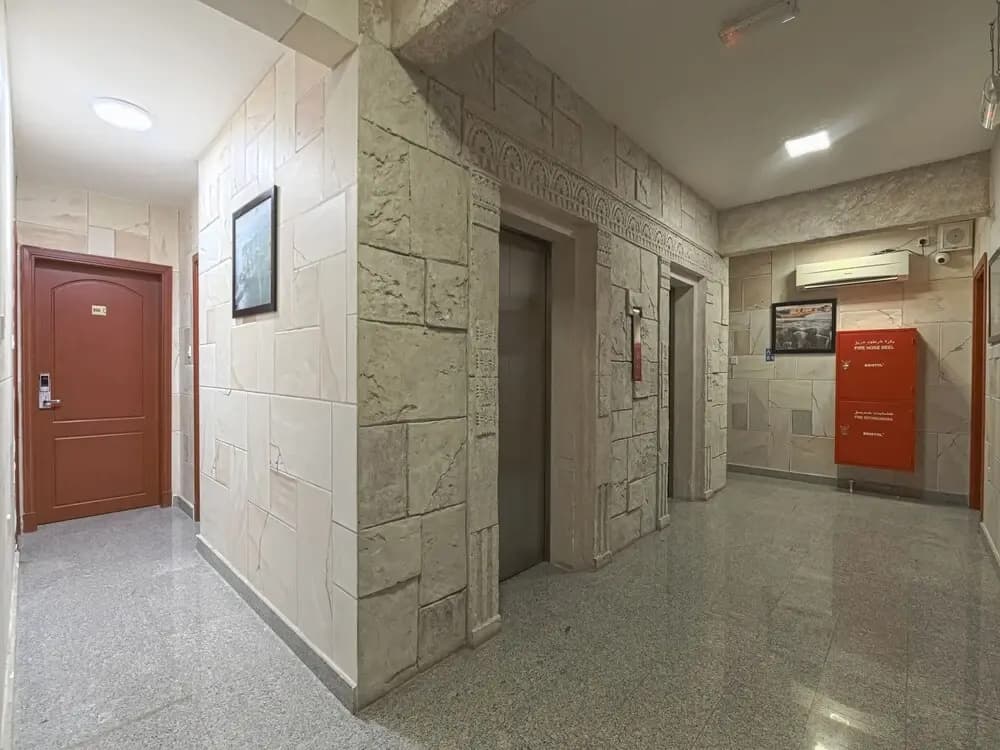 OYO 116 Platinium Hotel Apartments - photo 12