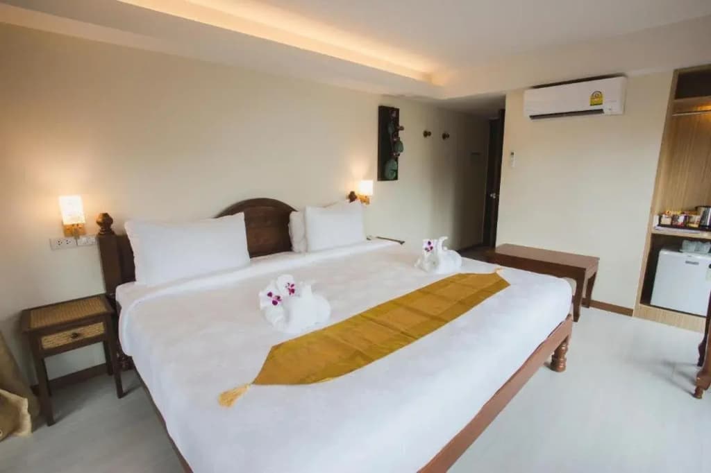 Chada Mantra Hotel - photo 4