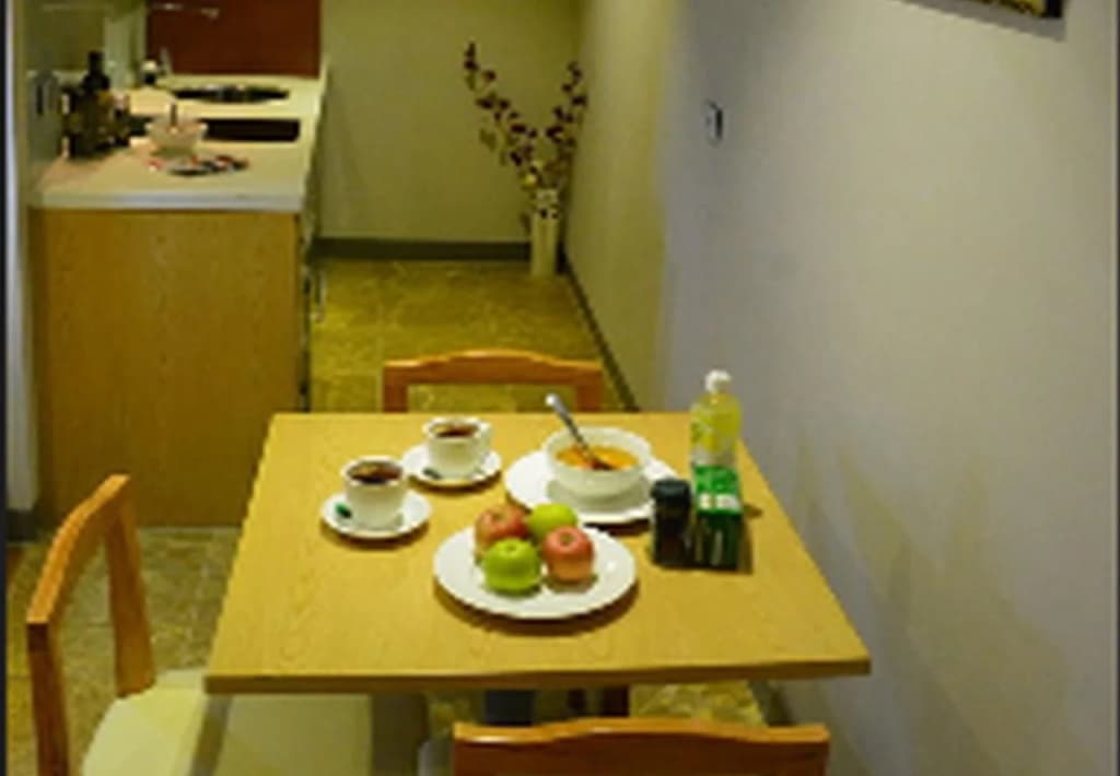 Melrose Apartments - photo 11
