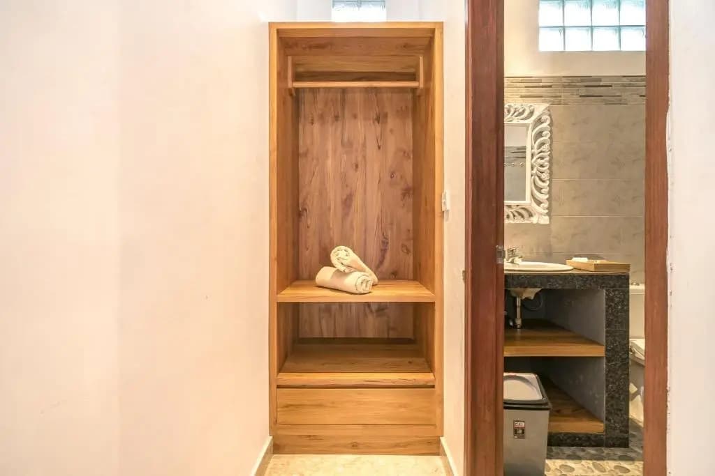 Esty House - photo 4