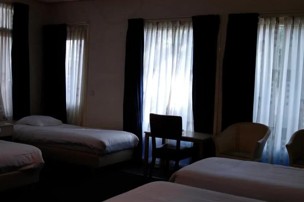 Hotel 83 - photo 5