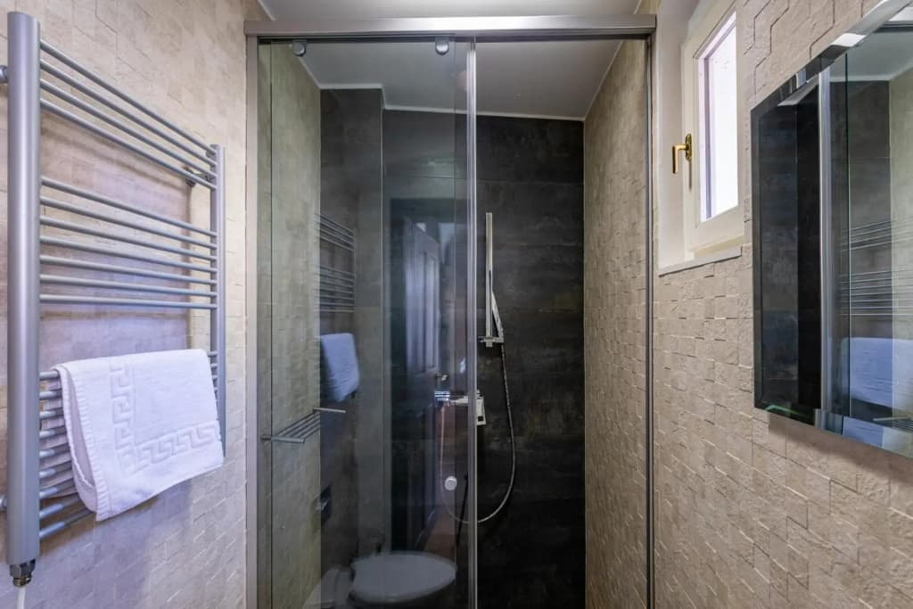Mostecká Apartments - photo 8