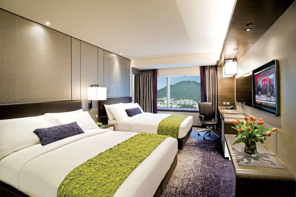 Royal Plaza Hotel - photo 4
