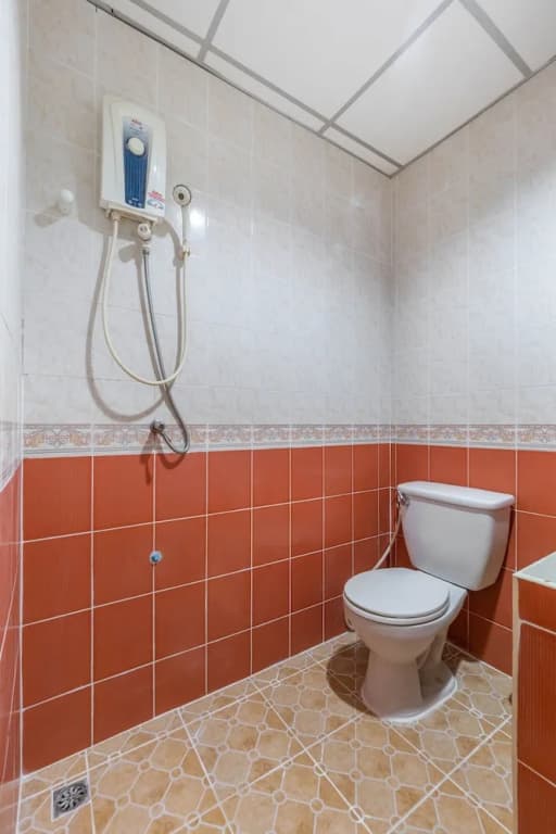 Oyo 75327 Diyana Residence - photo 10