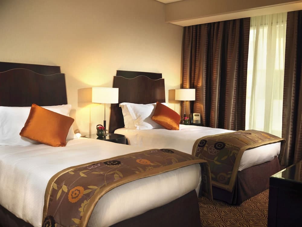 Town View Hotel - photo 6
