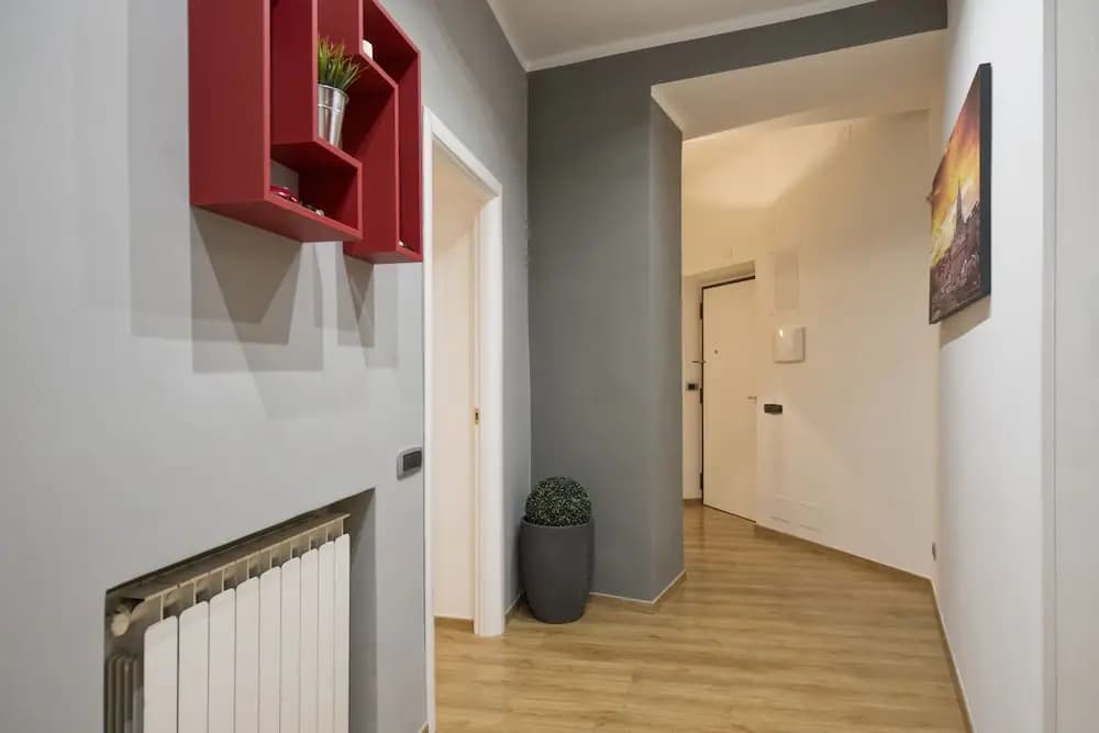 St Peter Square Apartment - photo 10