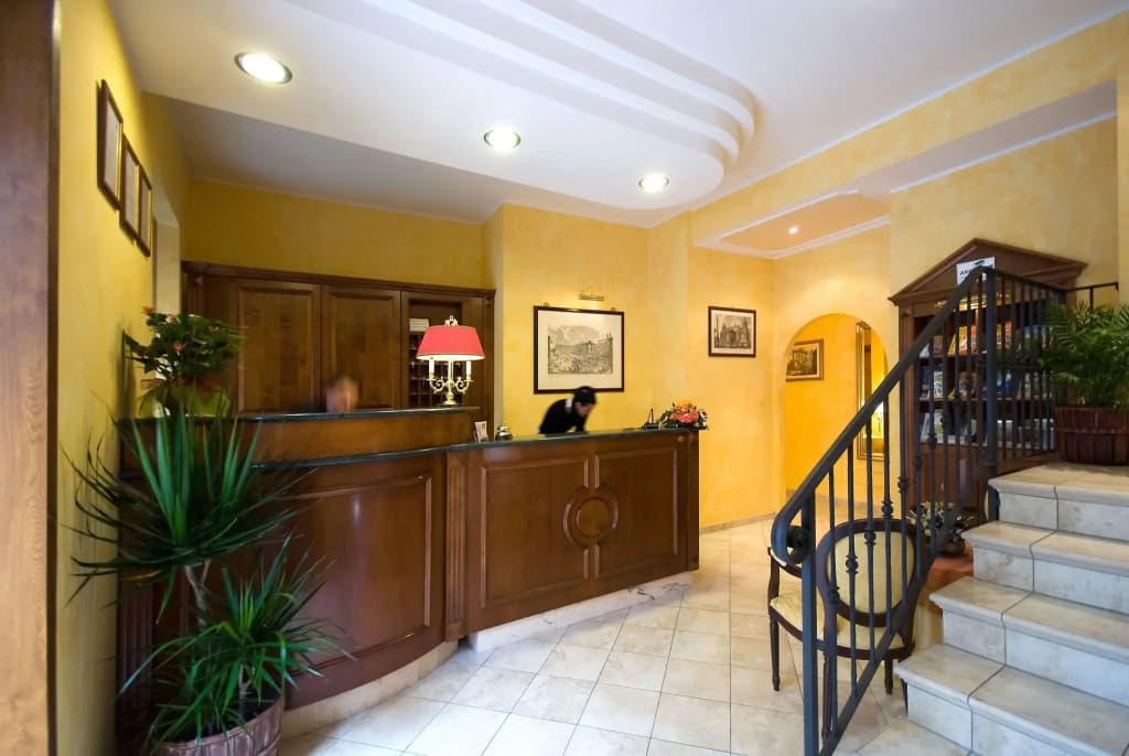 Hotel Tuscolana - photo 19