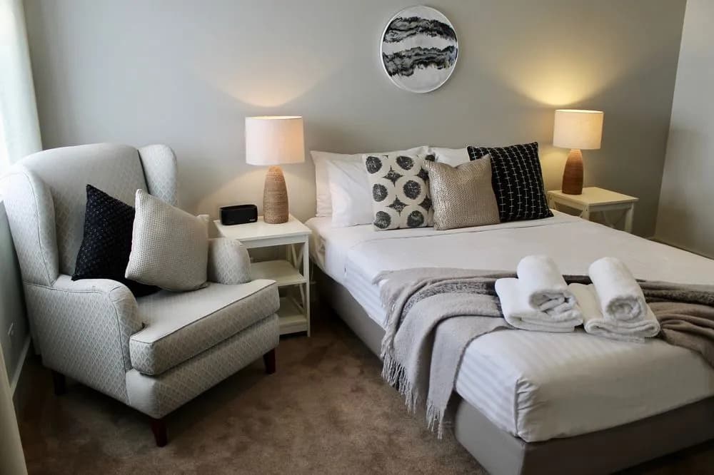Balcombe Apartments - photo 6