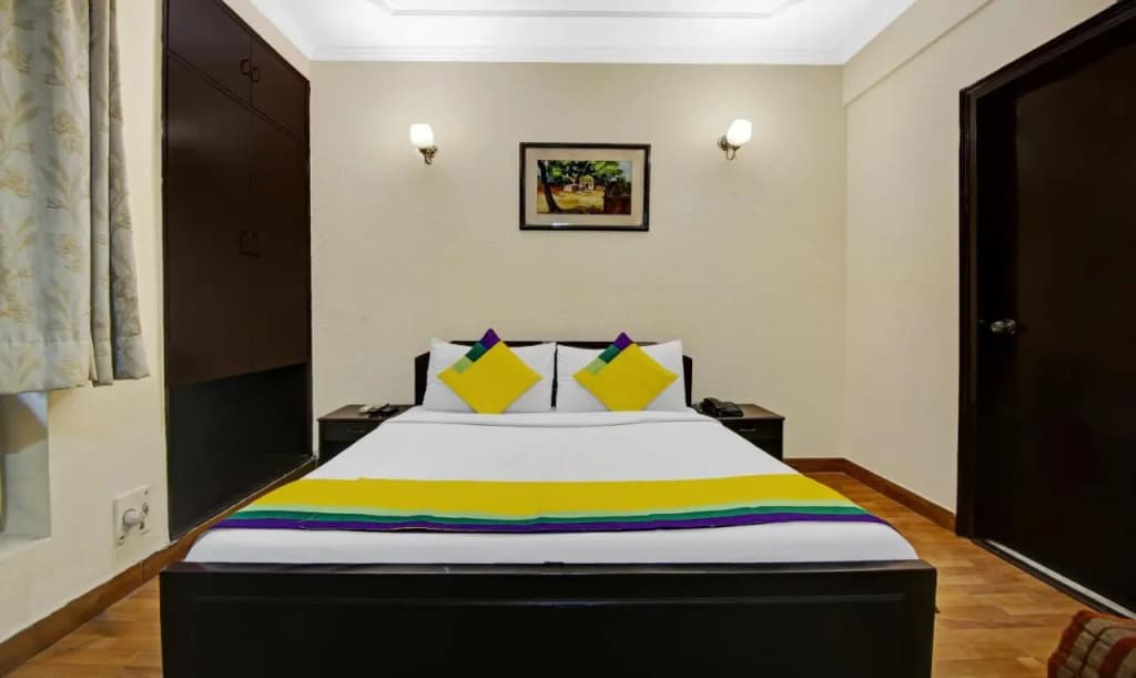 Itsy Hotels Arien International - photo 8