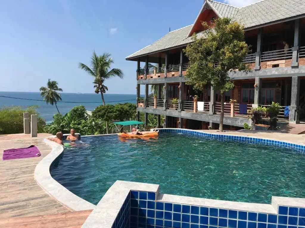 Sea Rock Resort - photo 10