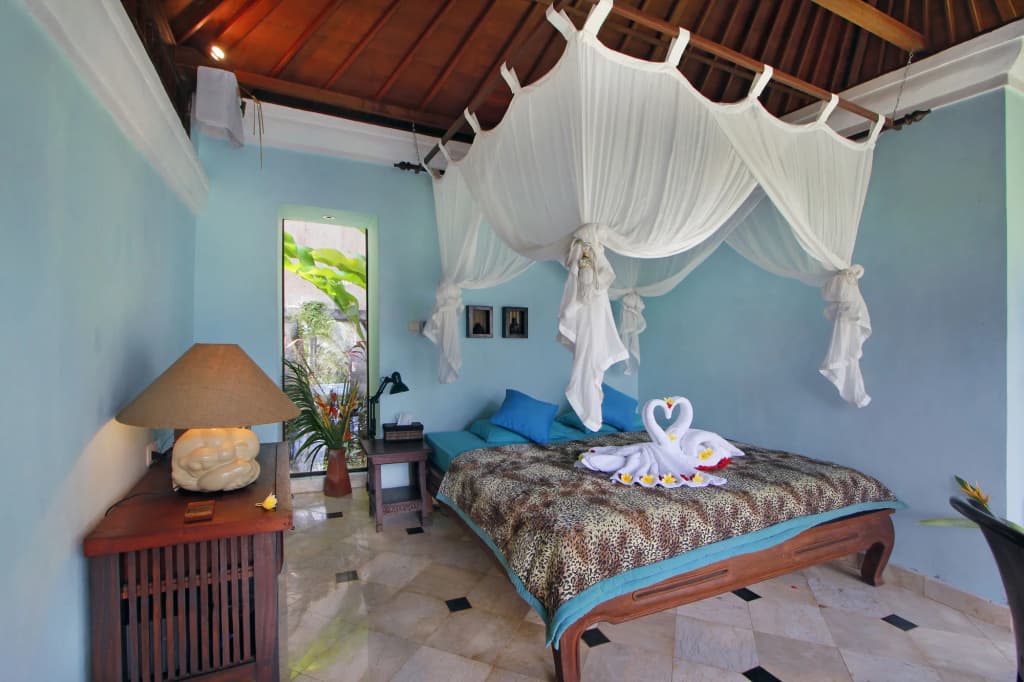 The Mahogany Villa - photo 4