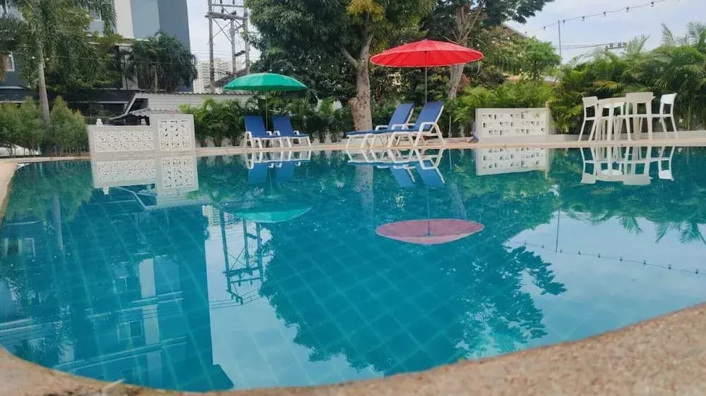 DJ Residency and Pool Party - photo 10