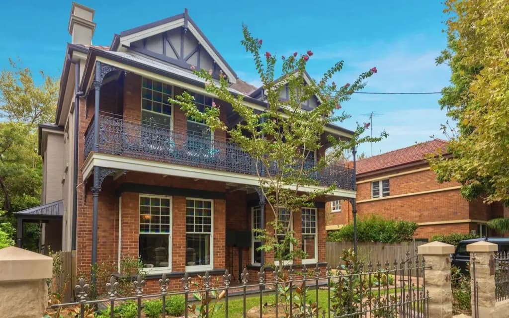 Dalziel Lodge - photo 1
