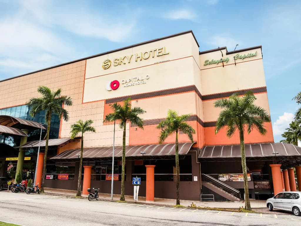 Capital O 1225 Agape Hotel Selayang - photo 1