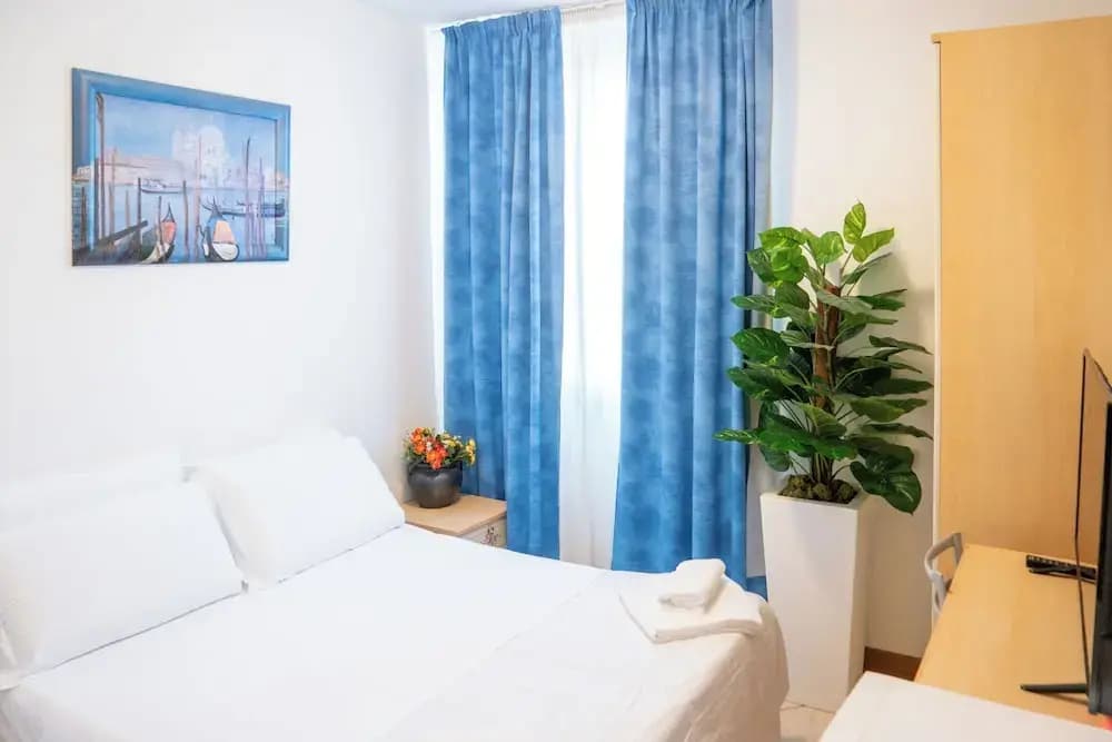 Hotel New Aurora Venice - photo 1