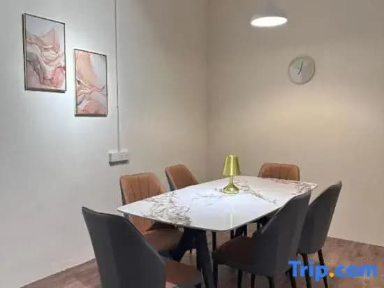 Leo66 Guest House - photo 3