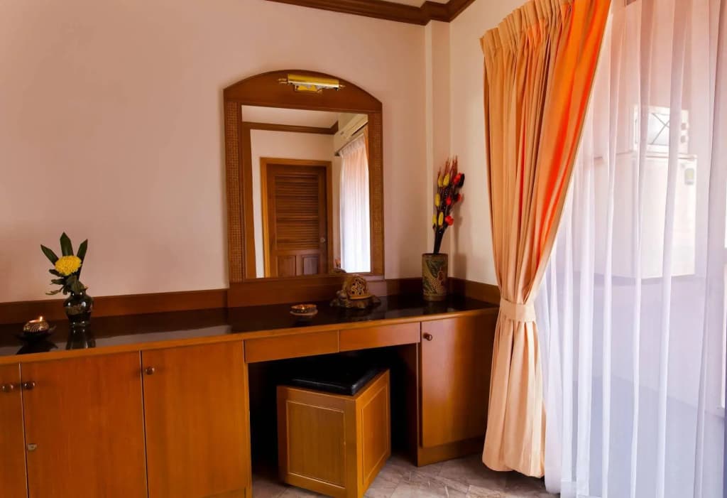 Royal Prince Residence - photo 3