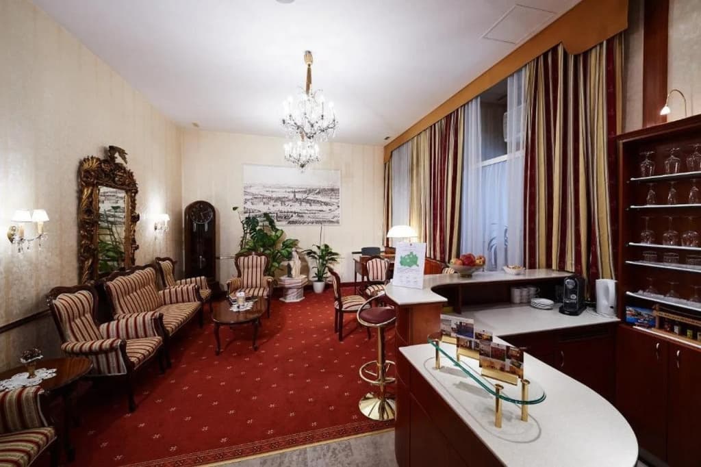 Hotel Austria - photo 24