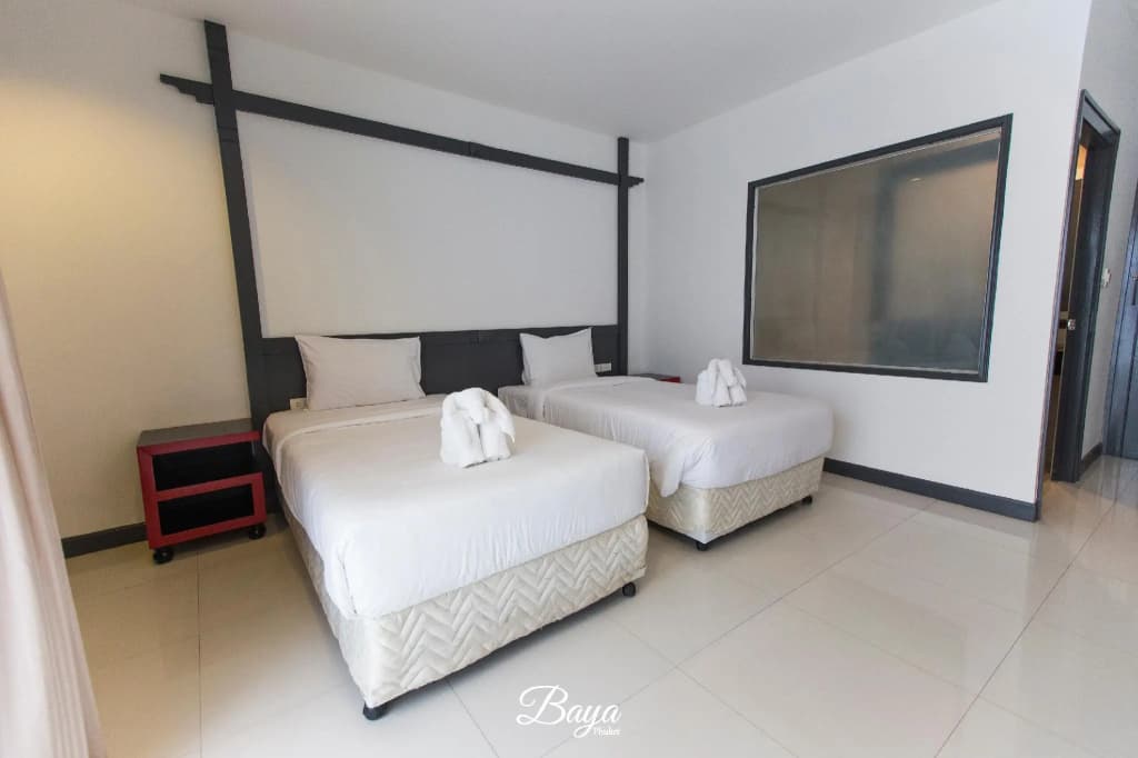 Hotel Baya Patong - photo 4