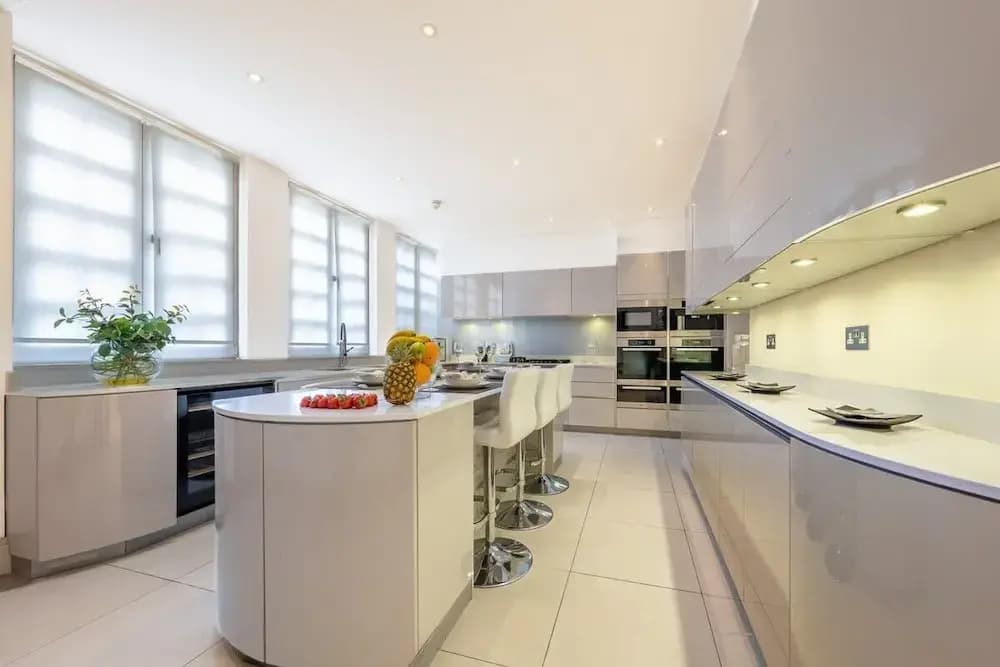 Mayfair Mansions - photo 18