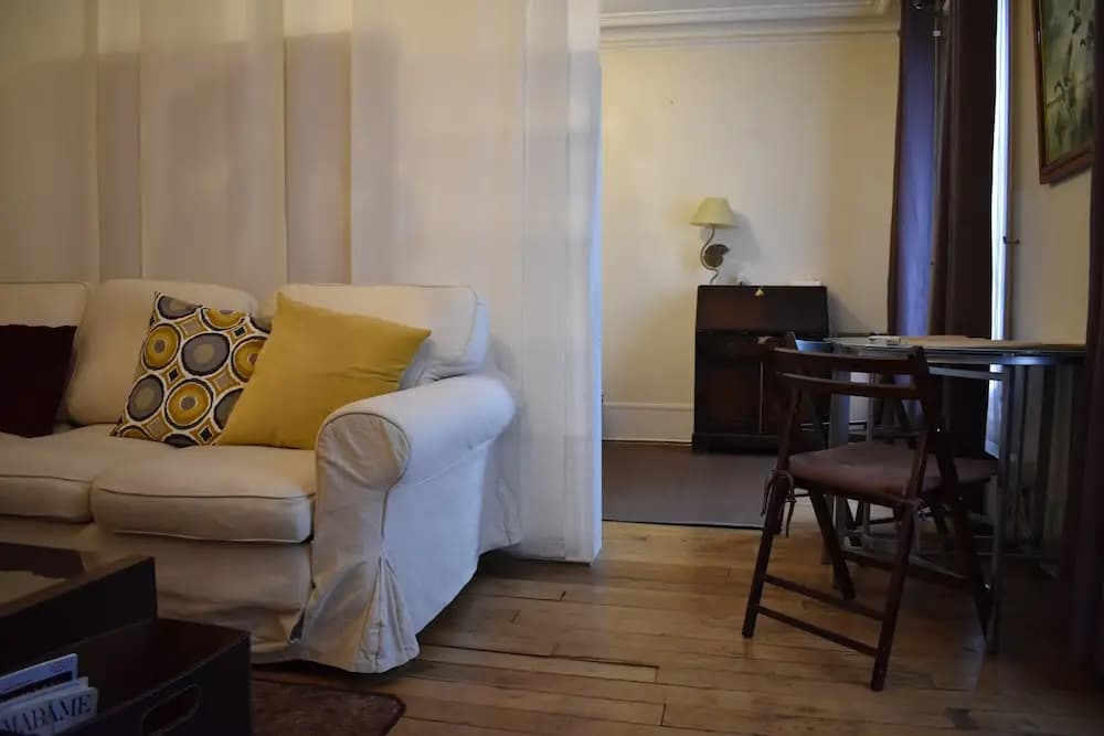 1 Bedroom Apartment In 16Th Arrondissement - photo 4