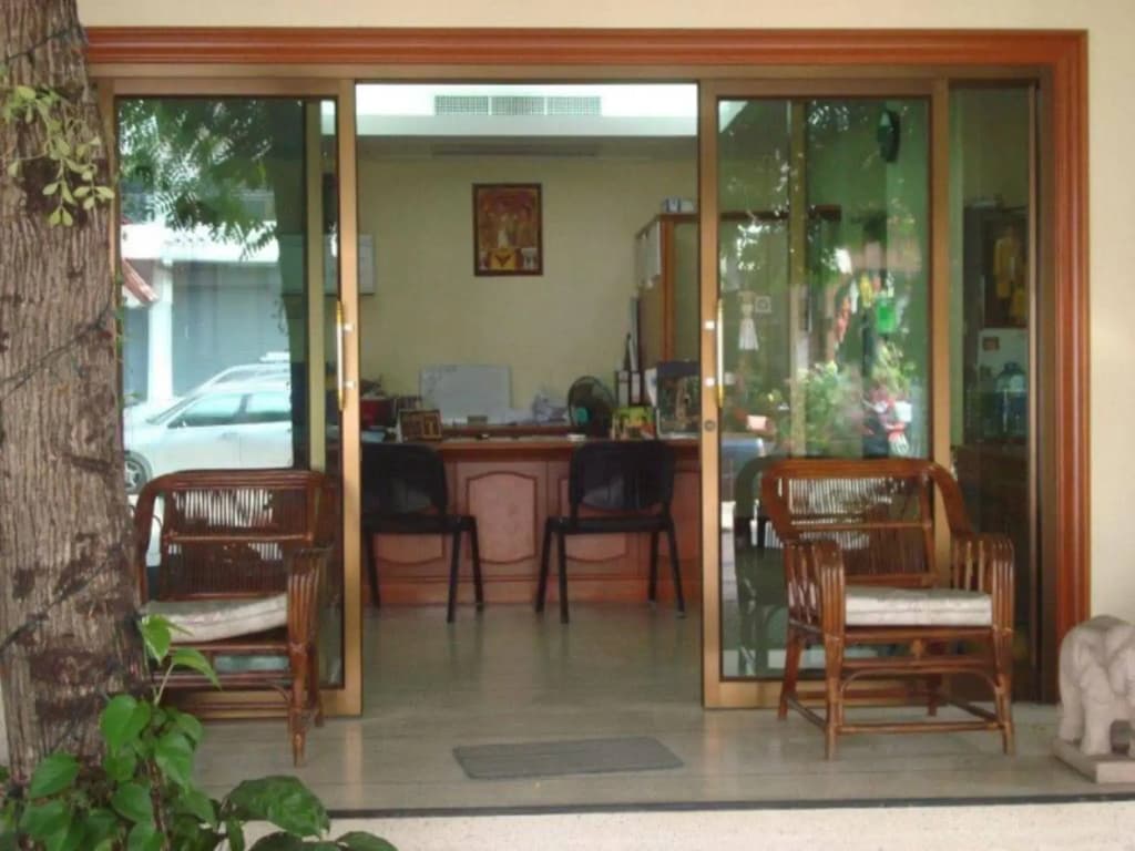 Safe House Court - photo 18