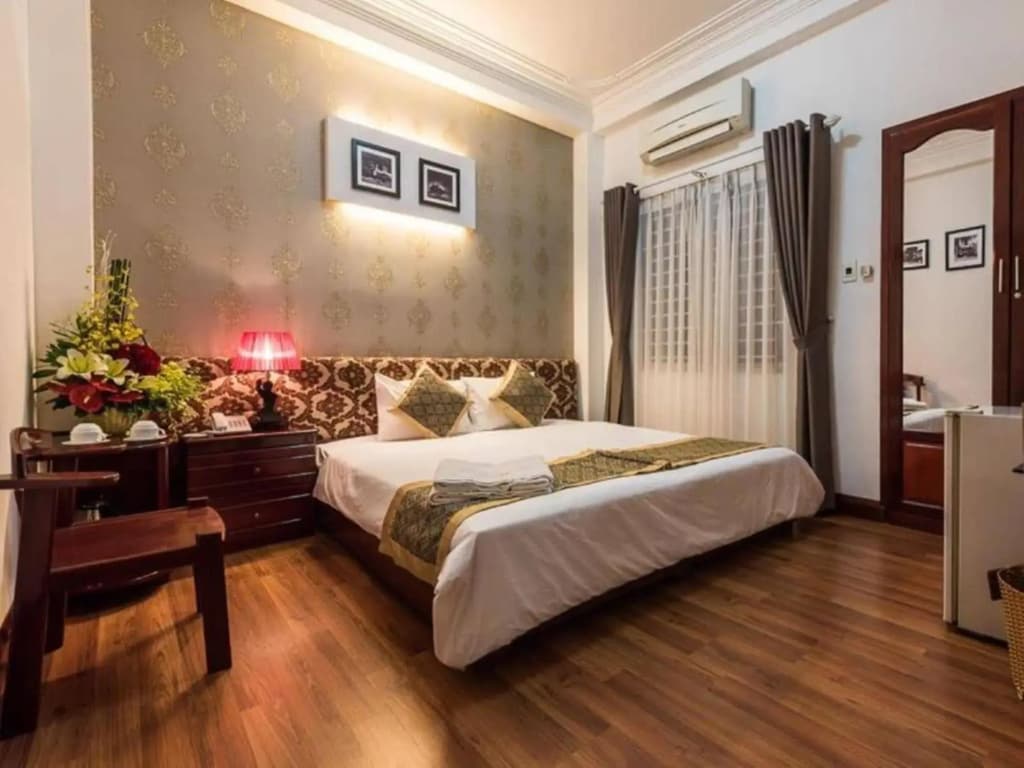 SaiGon Odyssey Hotel - The Art - photo 6