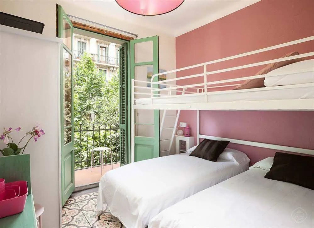 Sagrada Familia Apartments - main photo
