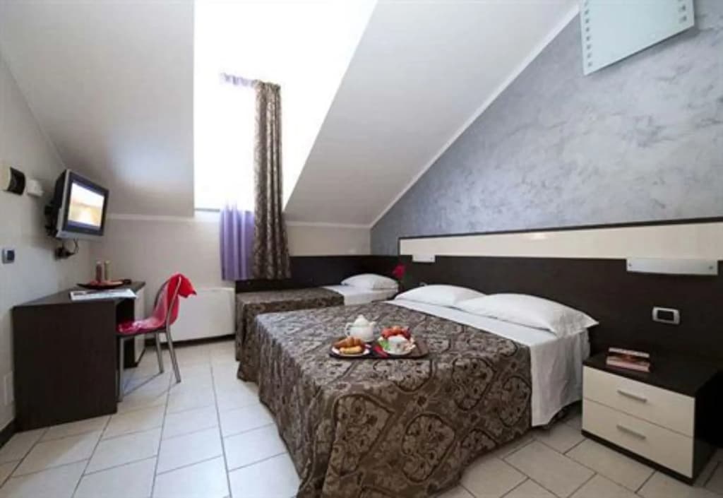 Ideale Hotel - photo 4