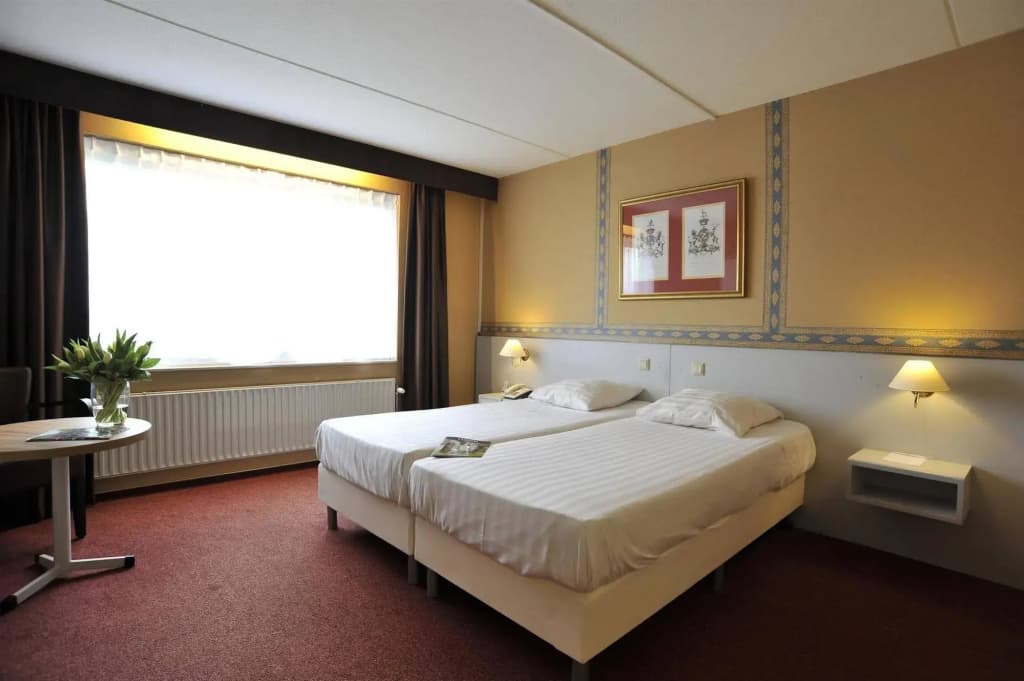 Gr8 Hotel Amsterdam Riverside - photo 3