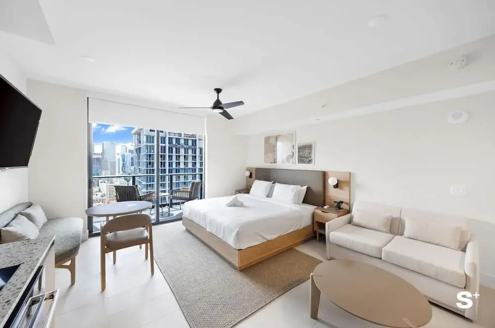 Skyline Chic Downtown Studio Getaway - photo 11