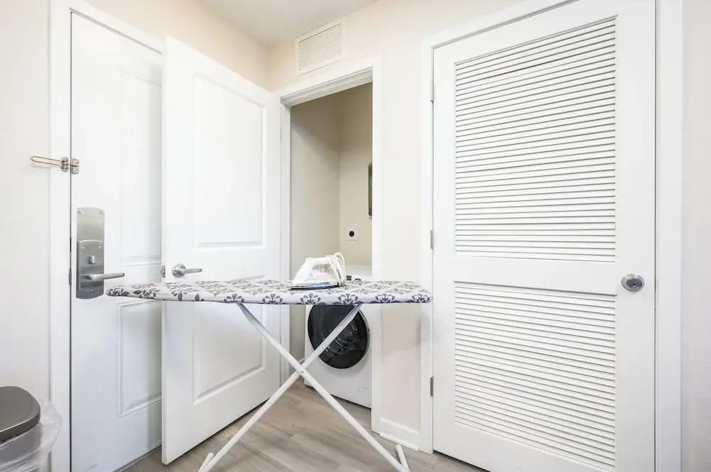 Brand New Modern Vista Cay Reserve Condo - 5008 - photo 21
