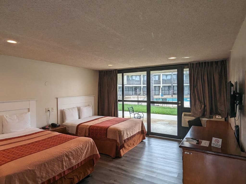 Valley Inn - photo 24