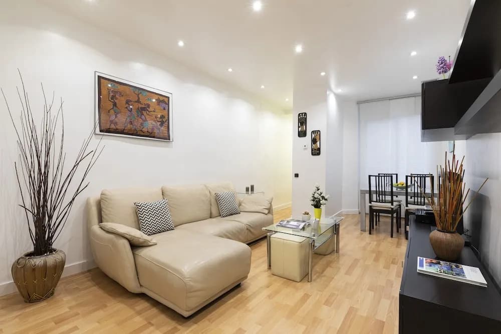 Ab Berlin Les Corts Apartment - photo 10