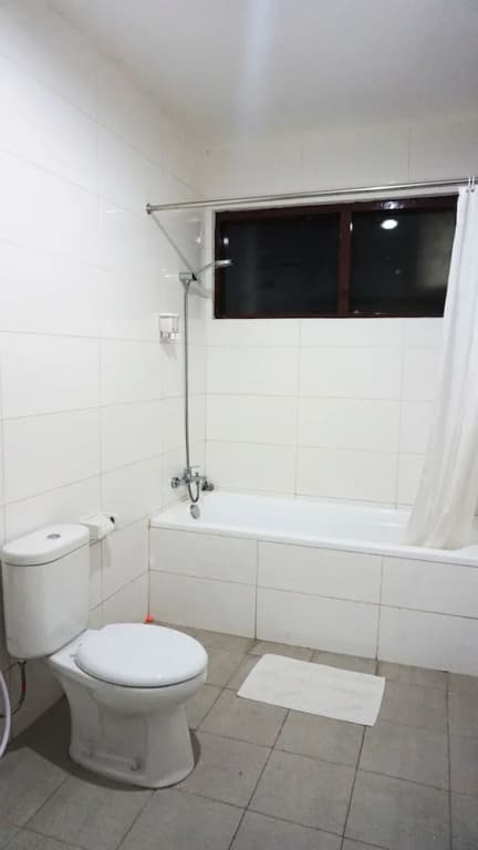 UROOMS Senopati - photo 48