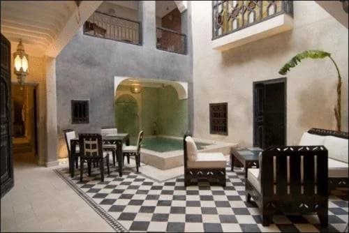 Riad Alamir - main photo