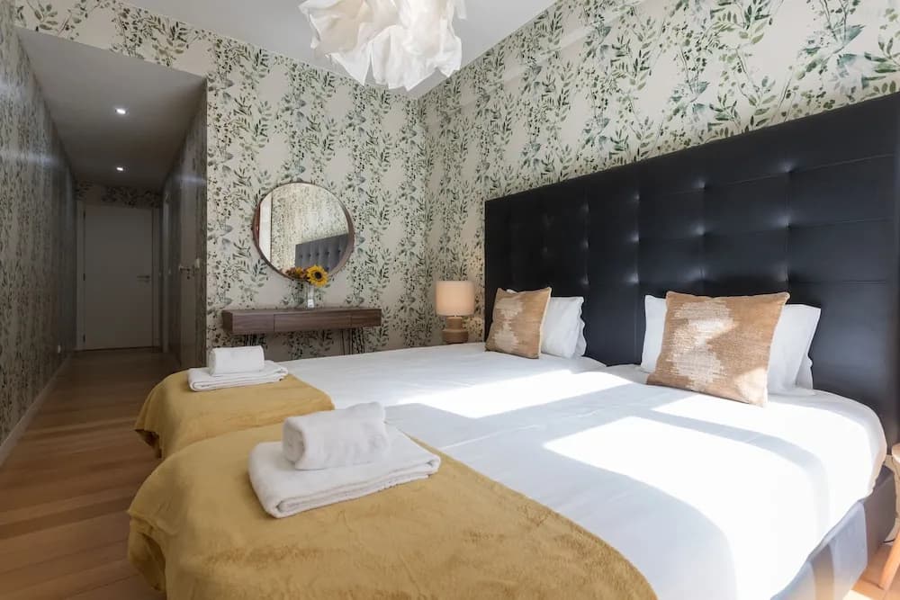 Chiado Modern Three-Bedroom Apartment - by LU Holidays - photo 5