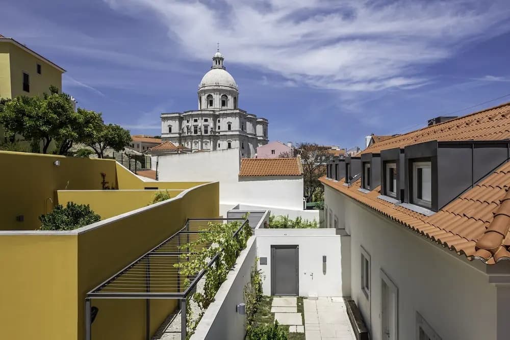 Alfama's nest - photo 1