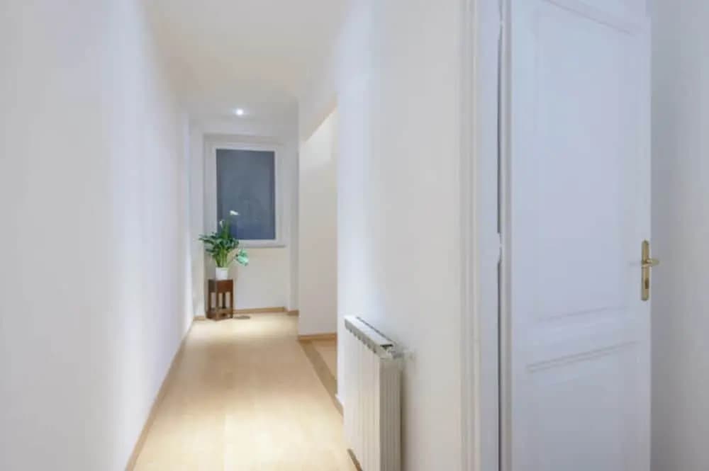 Ave Roma Guest House - photo 10