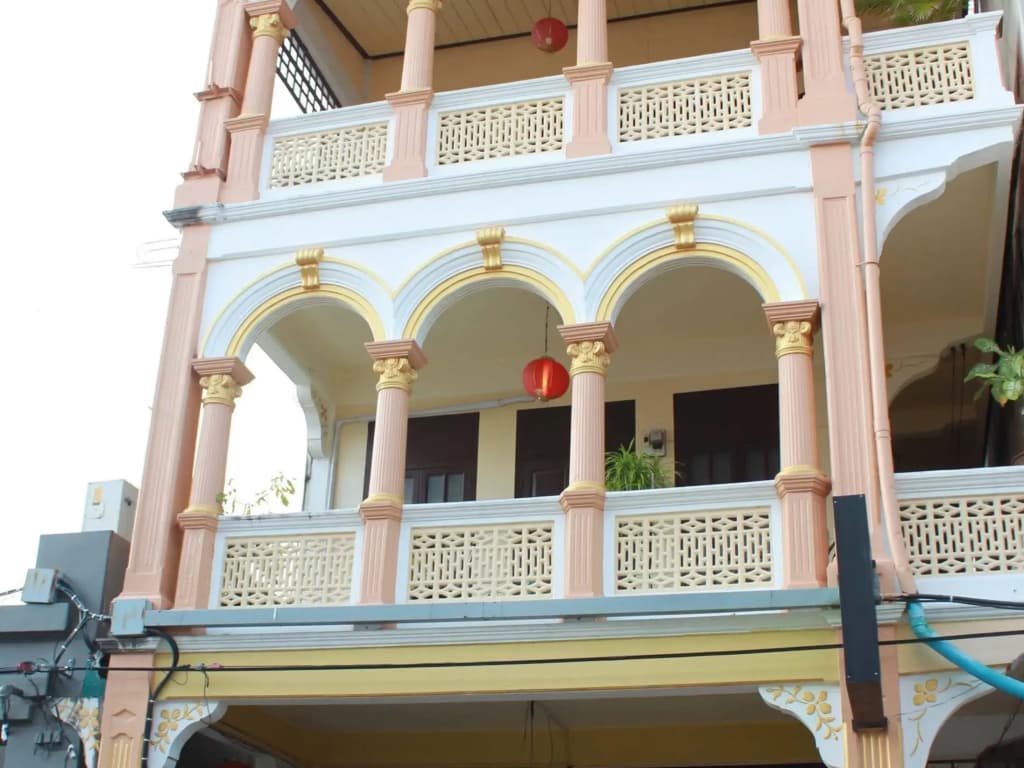 Thalang Guesthouse - photo 1