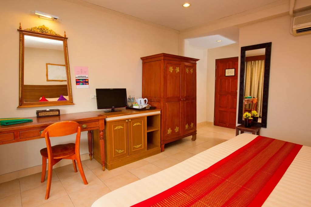 Buri Beach Resort - photo 5