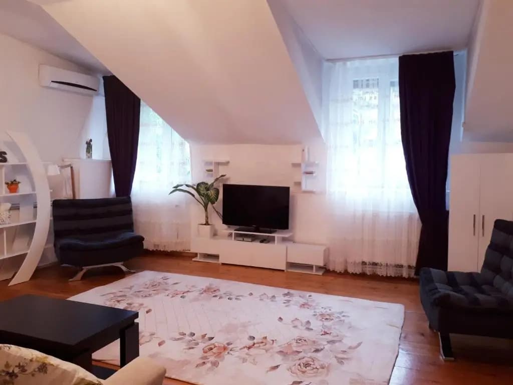 Karin House - photo 5