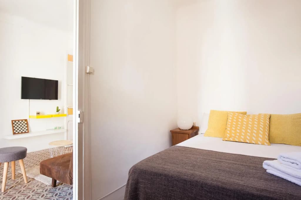 Consell Cent Apartments - photo 1
