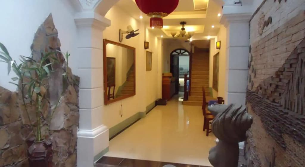 Green Diamond Hotel - photo 10