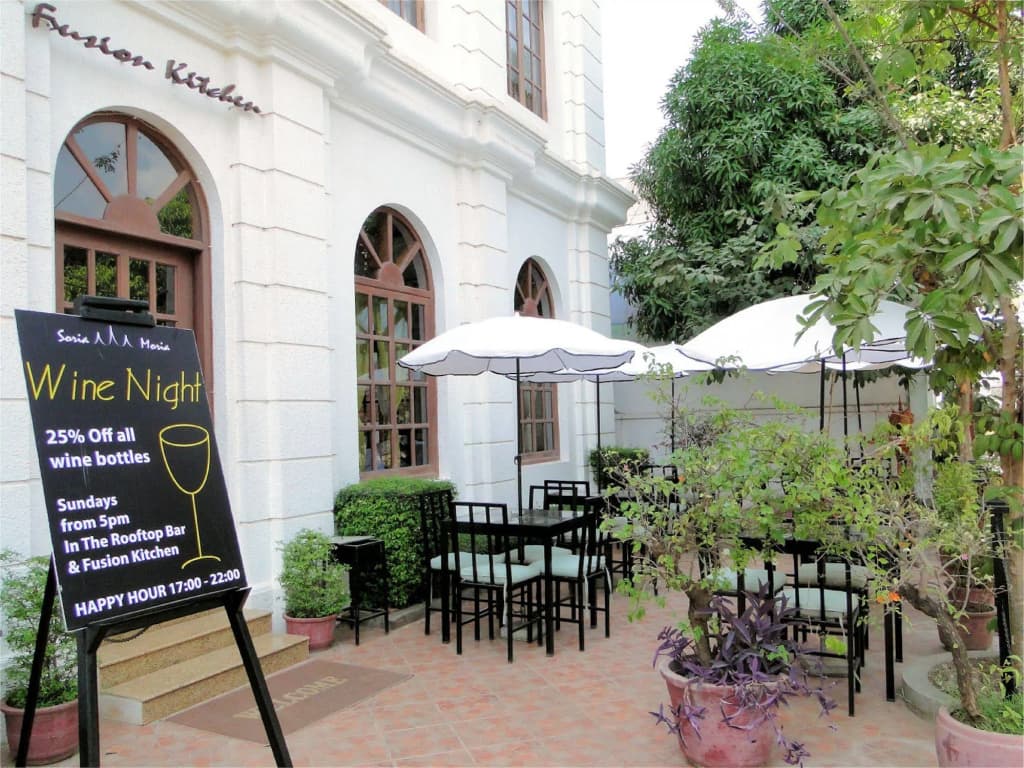 Sun Inns Hotel - photo 18