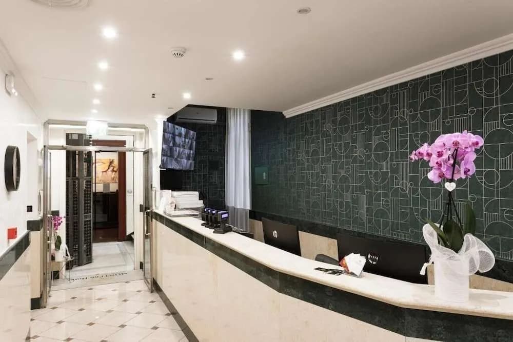 Esposizione Boutique - photo 2