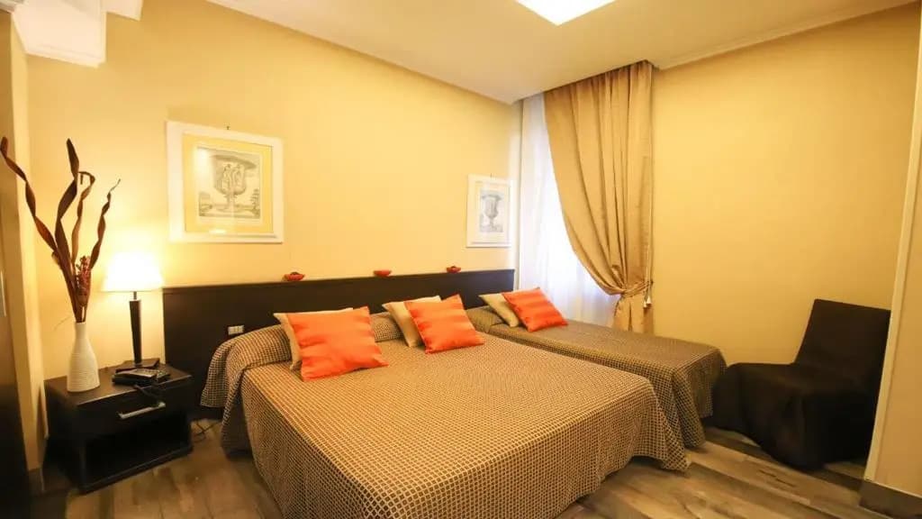 Hotel Latinum - photo 4