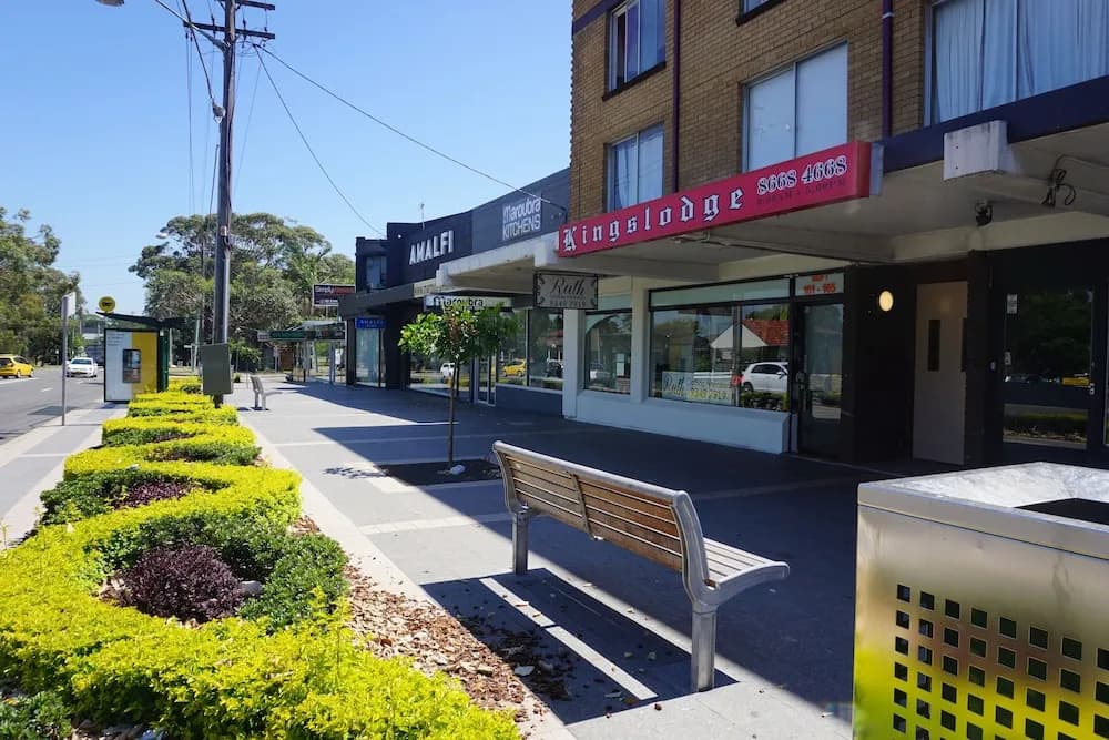 Kingslodge - main photo