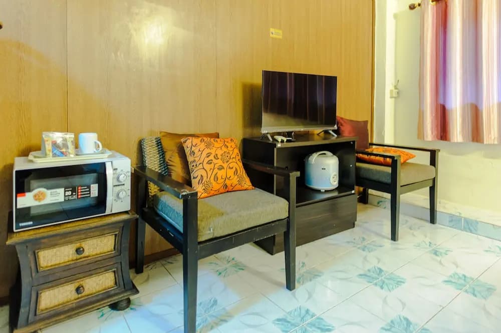 High5 Guesthouse - photo 5