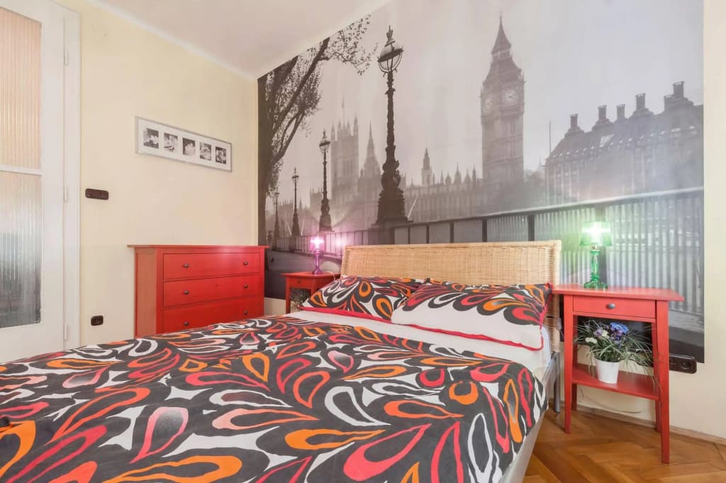 Parliament Apartment Downtown - photo 6